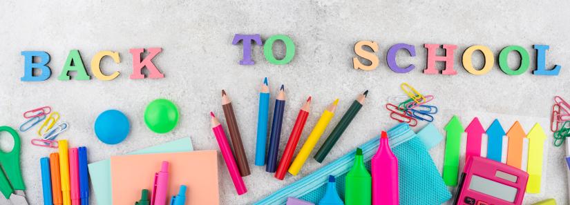 Retour à l'école avec des fournitures scolaires